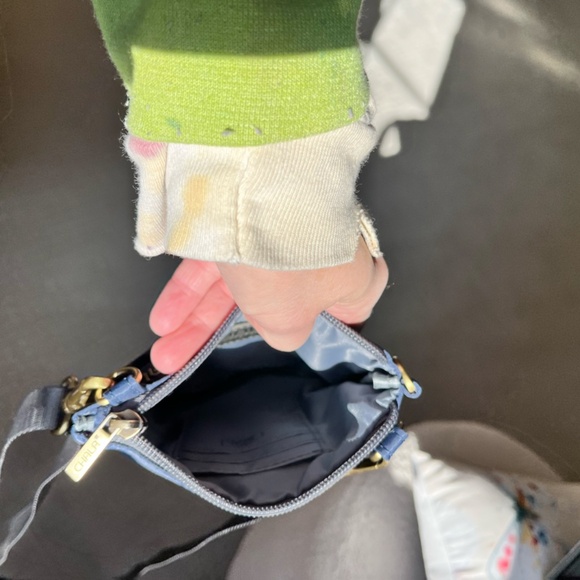 Chala Evolution Cellphone Sunflower Crossbody - Picture 8 of 9